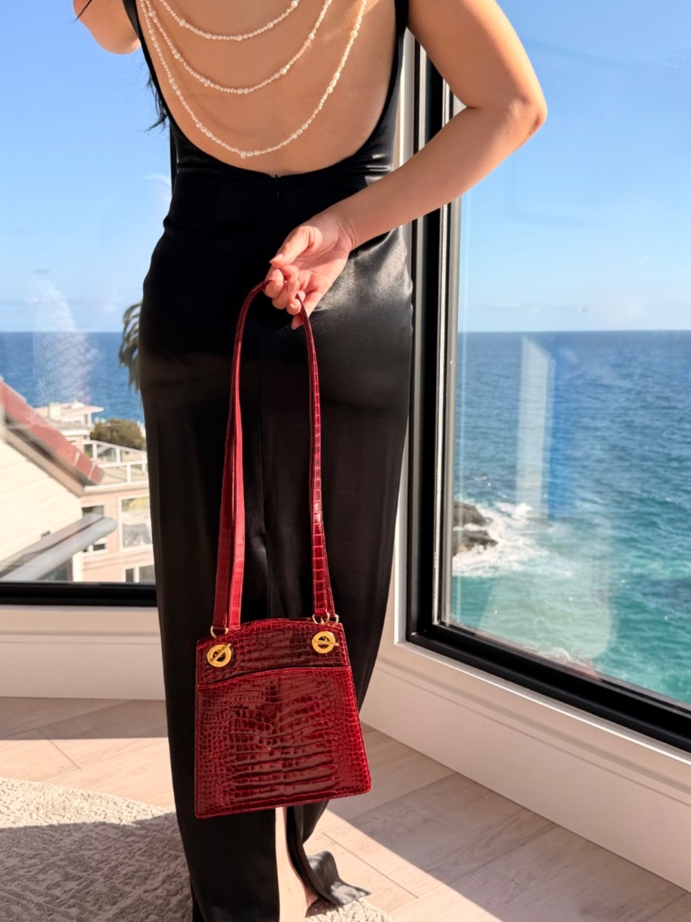 Gucci Burgundy Alligator Crossbody — 80's - Picture 2 of 13